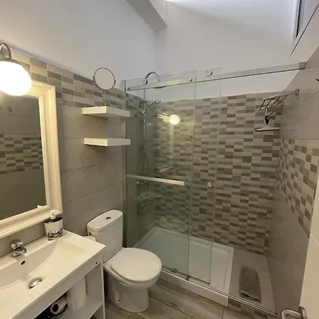 Main Street Apartment *